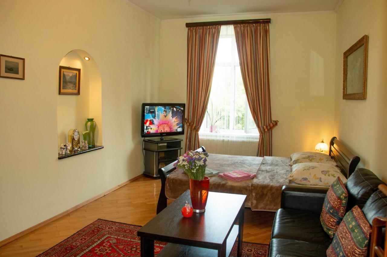 The Heart Of Lviv Appartement Buitenkant foto