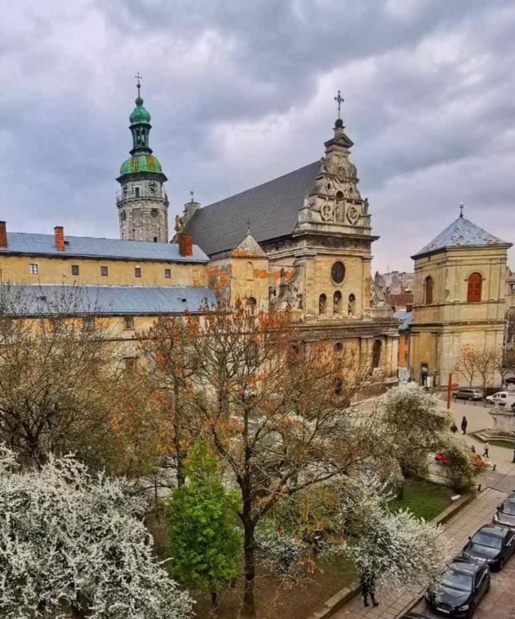 The Heart Of Lviv Appartement Buitenkant foto