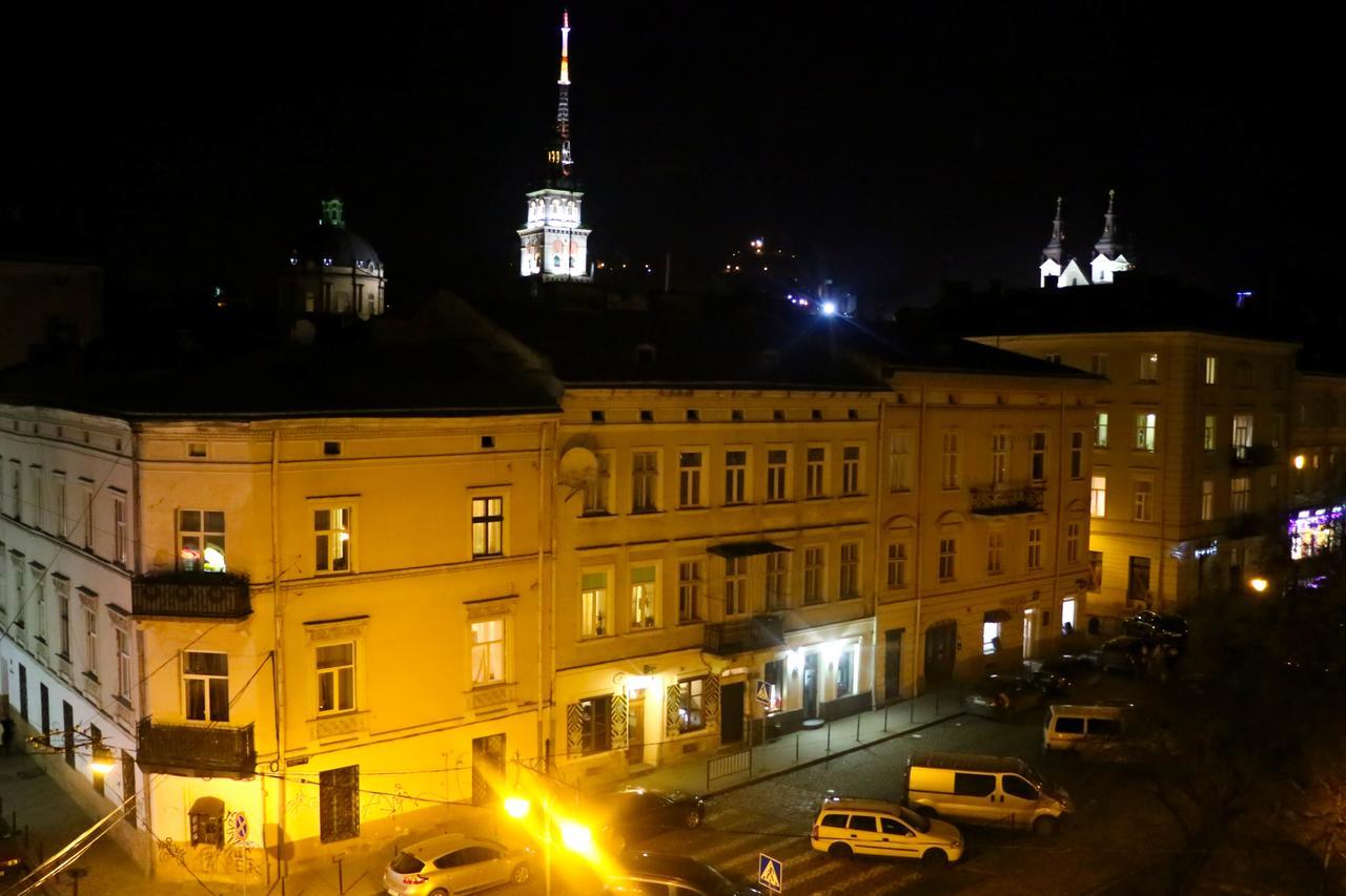The Heart Of Lviv Appartement Buitenkant foto
